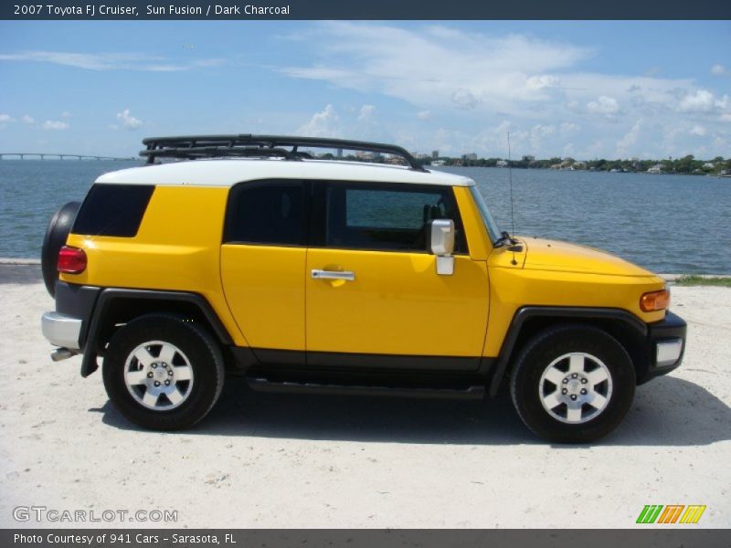  2007 FJ Cruiser  Sun Fusion