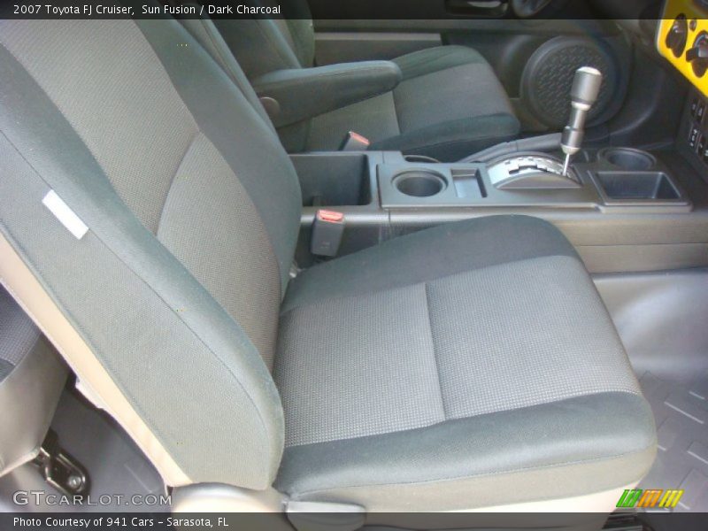 Sun Fusion / Dark Charcoal 2007 Toyota FJ Cruiser