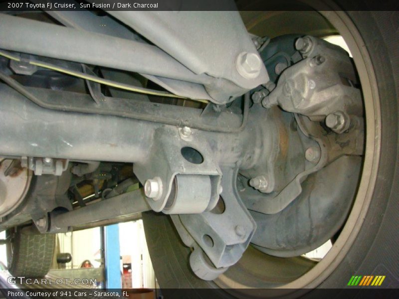 Undercarriage of 2007 FJ Cruiser 