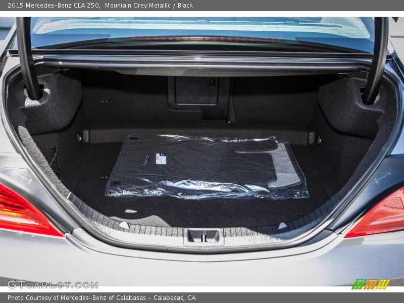 Mountain Grey Metallic / Black 2015 Mercedes-Benz CLA 250