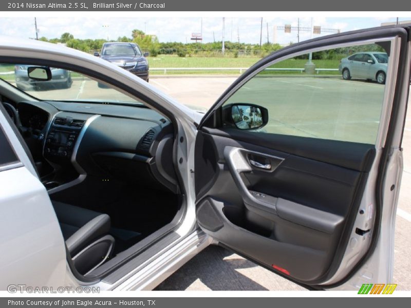Brilliant Silver / Charcoal 2014 Nissan Altima 2.5 SL