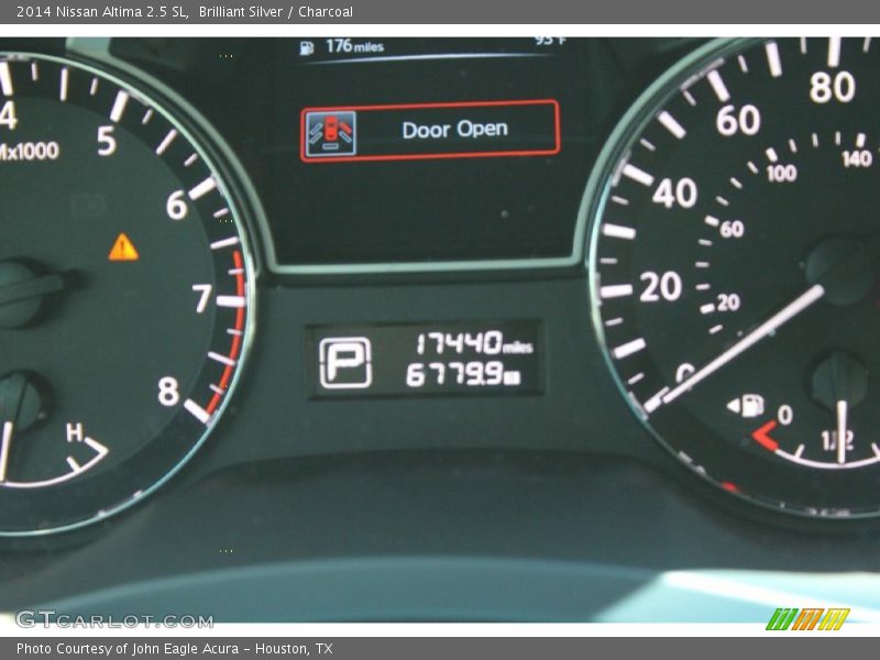 Brilliant Silver / Charcoal 2014 Nissan Altima 2.5 SL