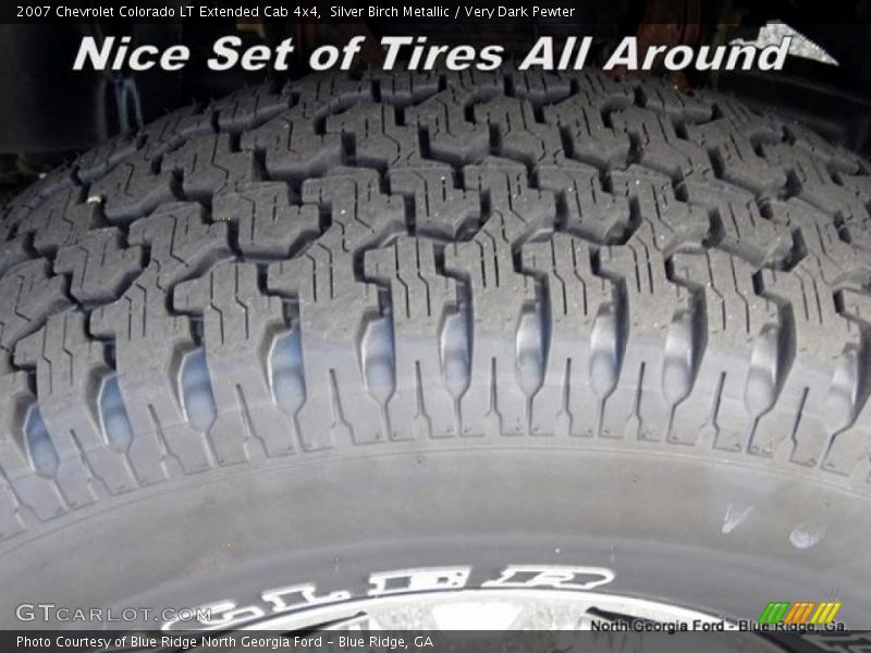 Silver Birch Metallic / Very Dark Pewter 2007 Chevrolet Colorado LT Extended Cab 4x4