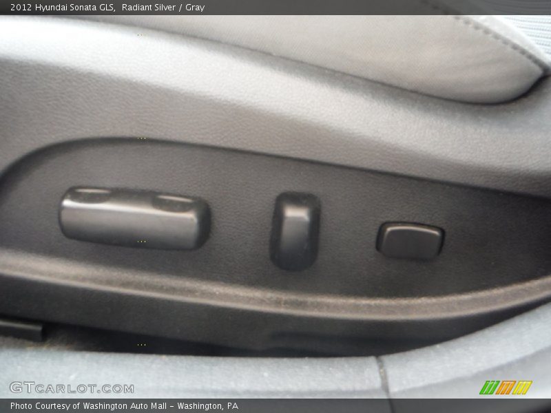Radiant Silver / Gray 2012 Hyundai Sonata GLS