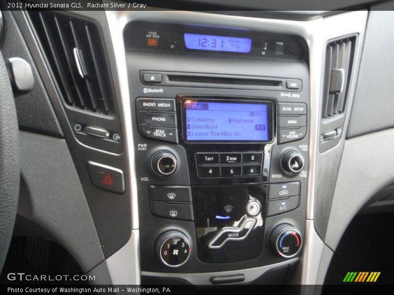 Radiant Silver / Gray 2012 Hyundai Sonata GLS