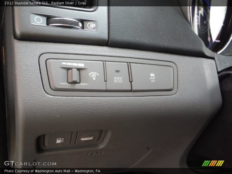 Radiant Silver / Gray 2012 Hyundai Sonata GLS