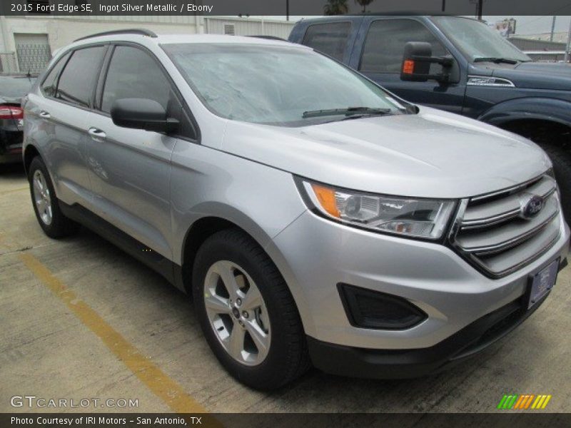 Ingot Silver Metallic / Ebony 2015 Ford Edge SE