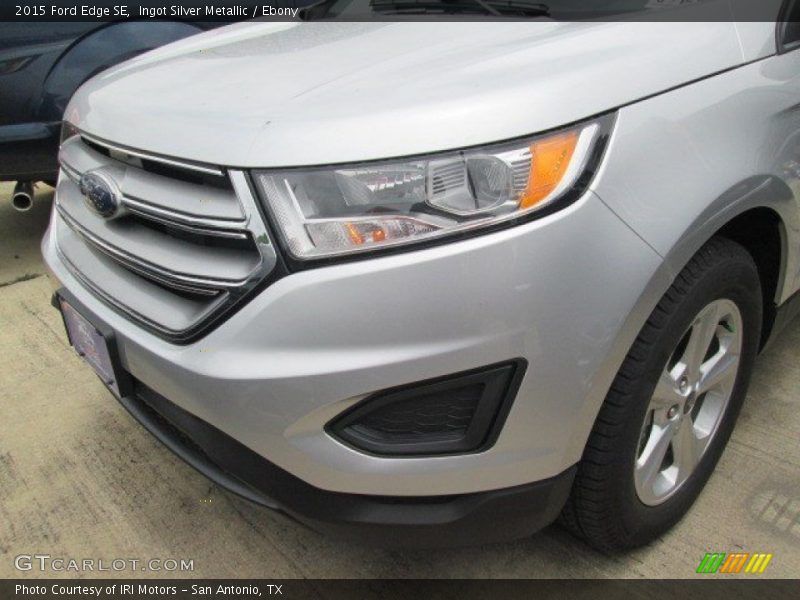 Ingot Silver Metallic / Ebony 2015 Ford Edge SE