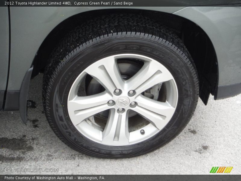 Cypress Green Pearl / Sand Beige 2012 Toyota Highlander Limited 4WD