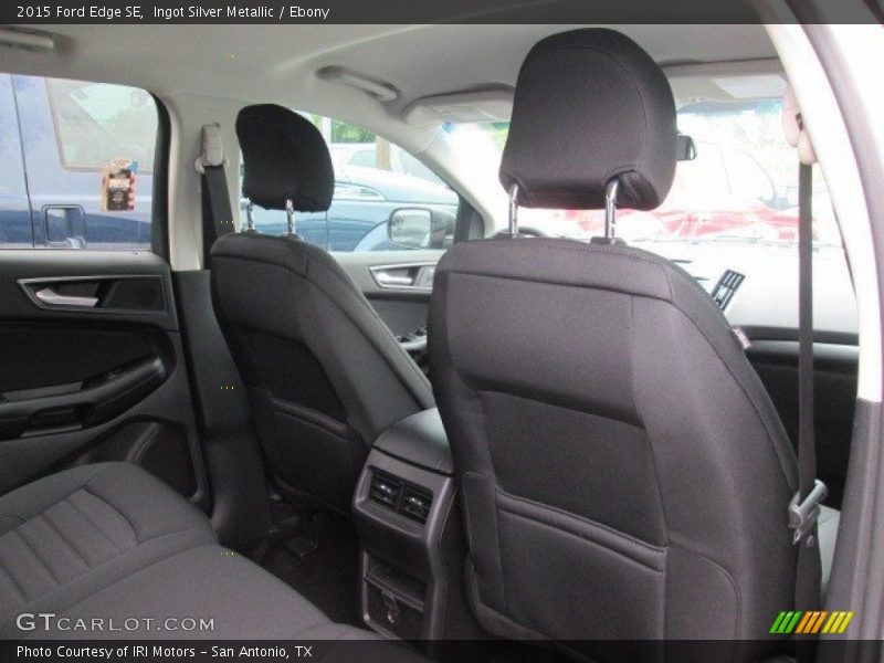 Ingot Silver Metallic / Ebony 2015 Ford Edge SE