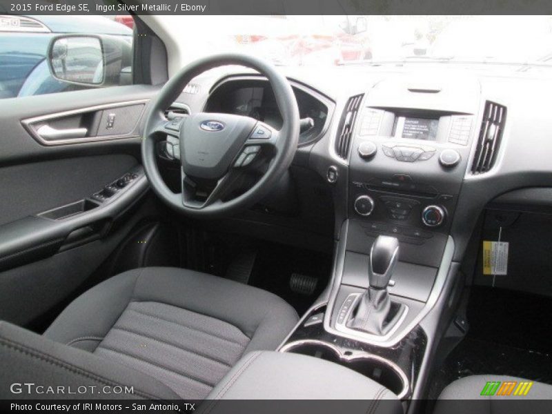 Ingot Silver Metallic / Ebony 2015 Ford Edge SE