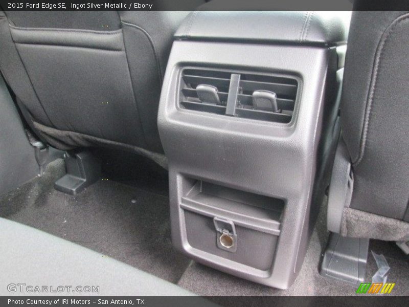 Ingot Silver Metallic / Ebony 2015 Ford Edge SE