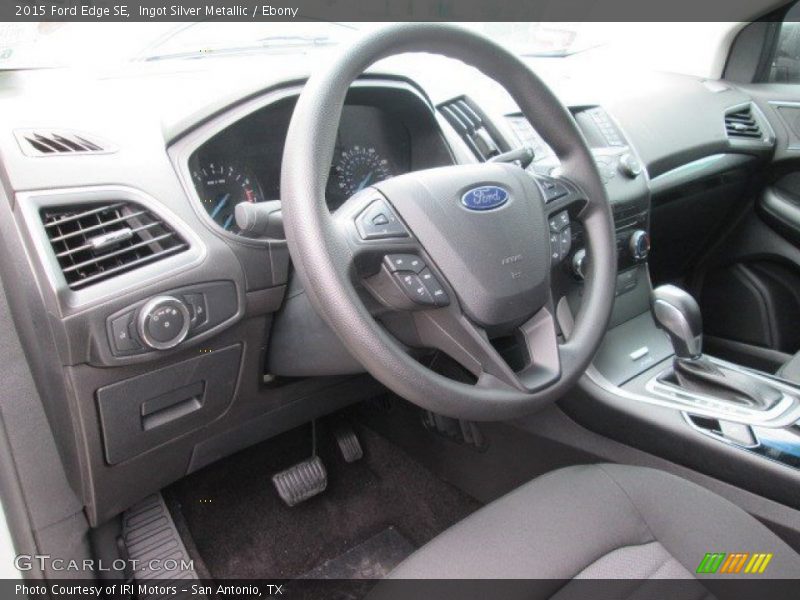 Ingot Silver Metallic / Ebony 2015 Ford Edge SE