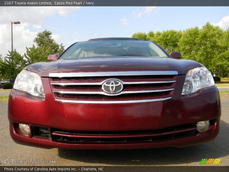 Cassis Red Pearl / Ivory 2007 Toyota Avalon Limited