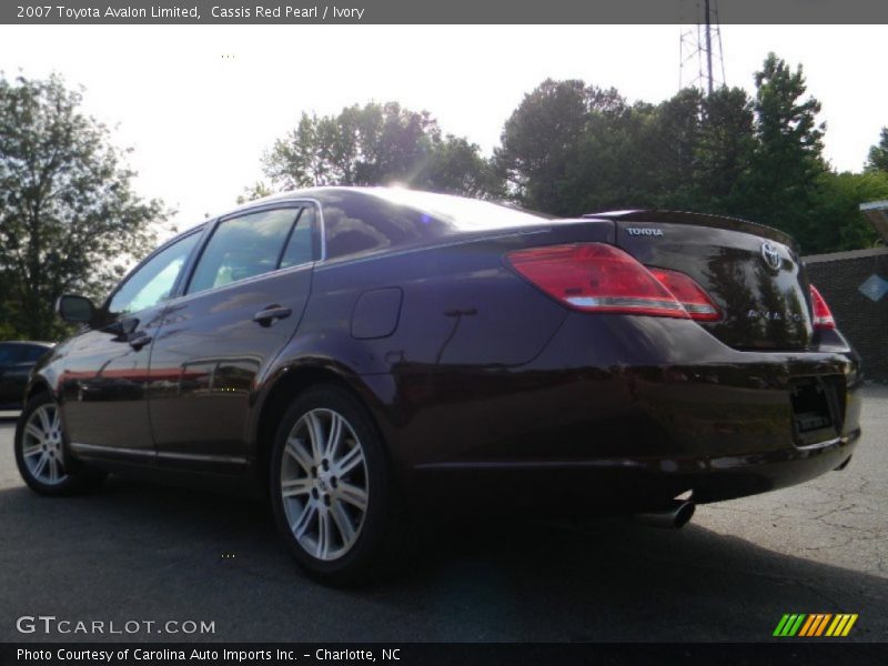 Cassis Red Pearl / Ivory 2007 Toyota Avalon Limited