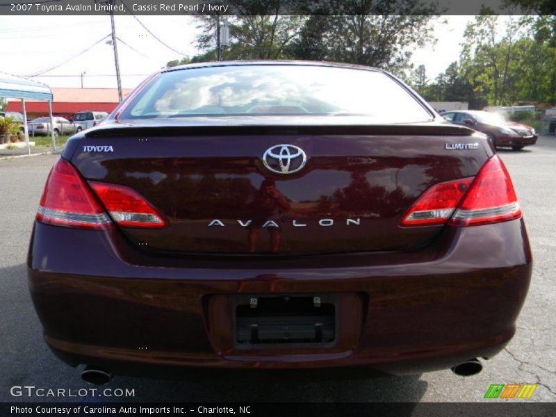 Cassis Red Pearl / Ivory 2007 Toyota Avalon Limited