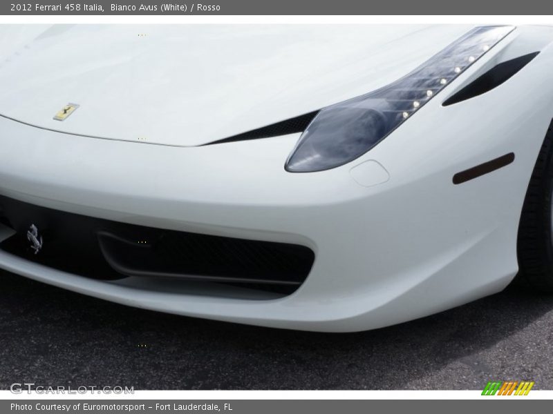 Bianco Avus (White) / Rosso 2012 Ferrari 458 Italia