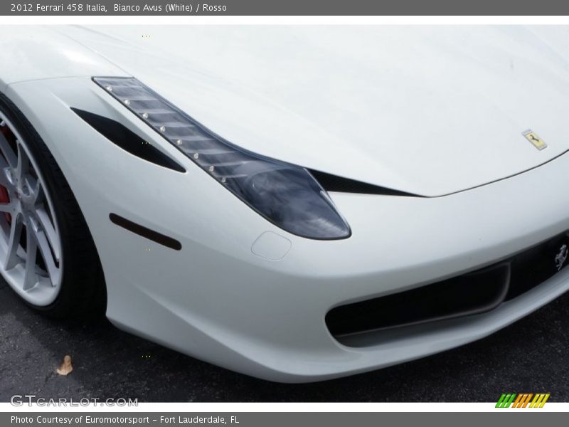 Bianco Avus (White) / Rosso 2012 Ferrari 458 Italia