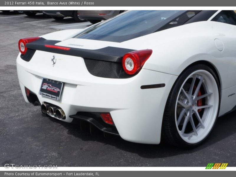 Bianco Avus (White) / Rosso 2012 Ferrari 458 Italia