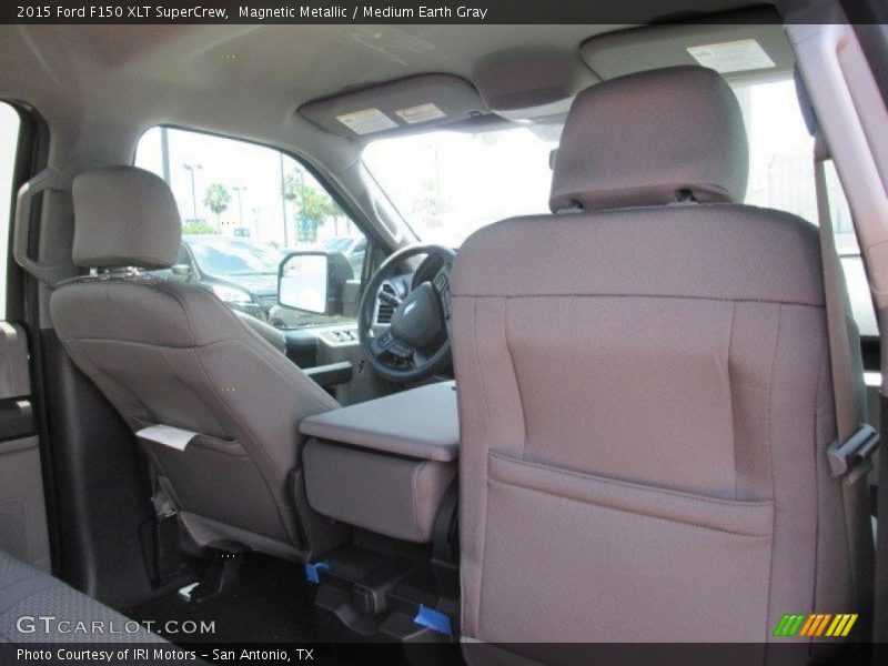 Magnetic Metallic / Medium Earth Gray 2015 Ford F150 XLT SuperCrew