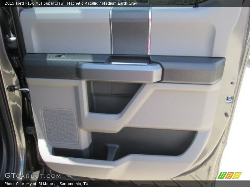Magnetic Metallic / Medium Earth Gray 2015 Ford F150 XLT SuperCrew