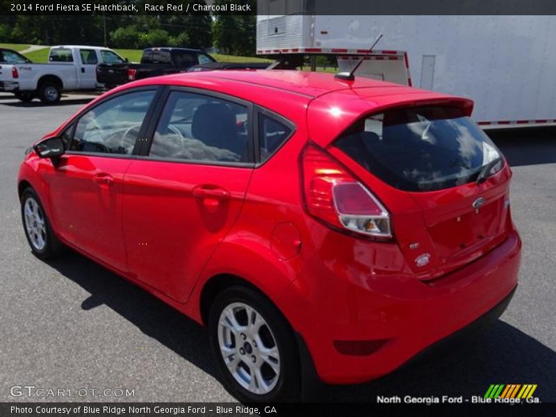 Race Red / Charcoal Black 2014 Ford Fiesta SE Hatchback