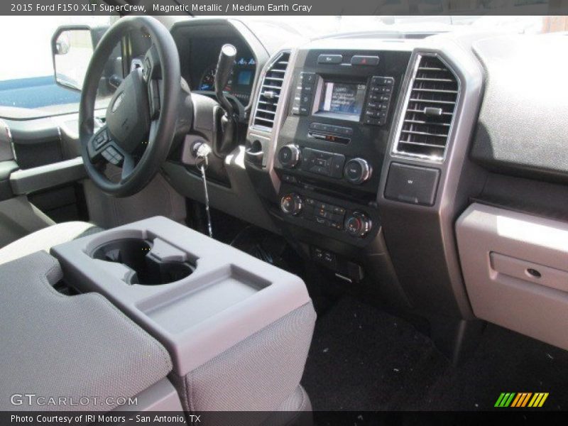 Magnetic Metallic / Medium Earth Gray 2015 Ford F150 XLT SuperCrew