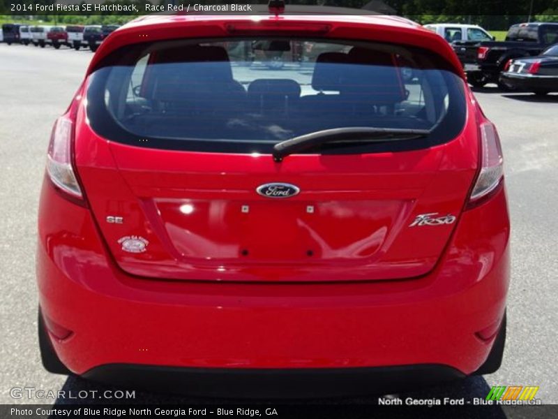 Race Red / Charcoal Black 2014 Ford Fiesta SE Hatchback