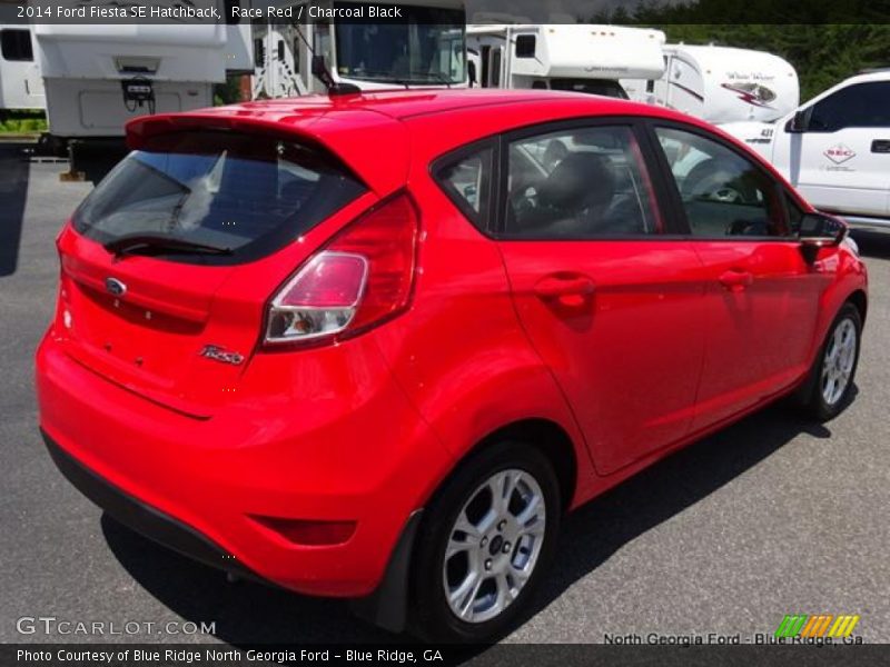 Race Red / Charcoal Black 2014 Ford Fiesta SE Hatchback