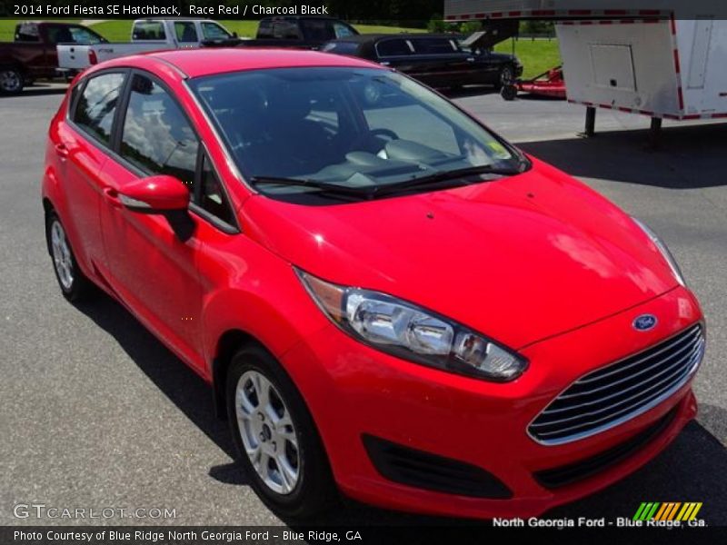 Race Red / Charcoal Black 2014 Ford Fiesta SE Hatchback