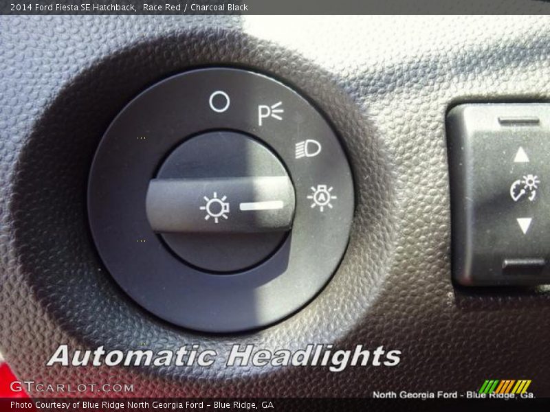 Race Red / Charcoal Black 2014 Ford Fiesta SE Hatchback