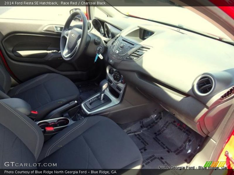 Race Red / Charcoal Black 2014 Ford Fiesta SE Hatchback