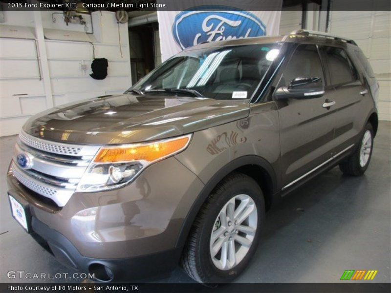 Caribou / Medium Light Stone 2015 Ford Explorer XLT