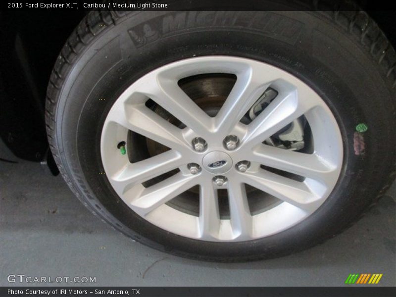 Caribou / Medium Light Stone 2015 Ford Explorer XLT