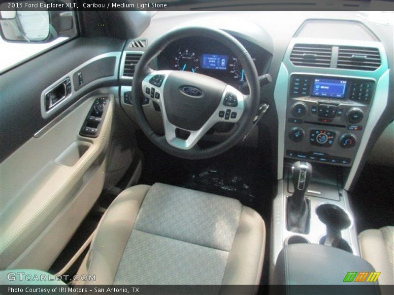 Caribou / Medium Light Stone 2015 Ford Explorer XLT