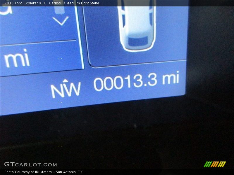 Caribou / Medium Light Stone 2015 Ford Explorer XLT