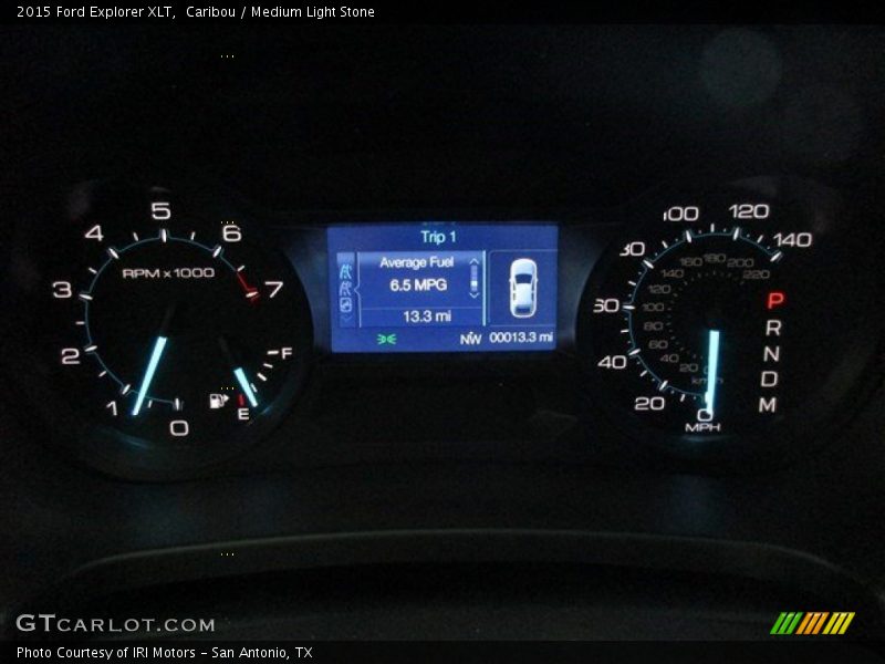 Caribou / Medium Light Stone 2015 Ford Explorer XLT