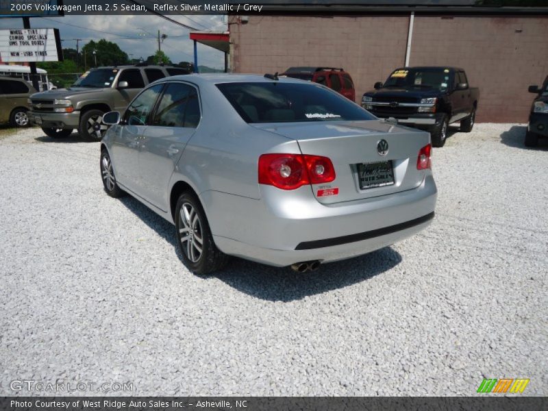 Reflex Silver Metallic / Grey 2006 Volkswagen Jetta 2.5 Sedan