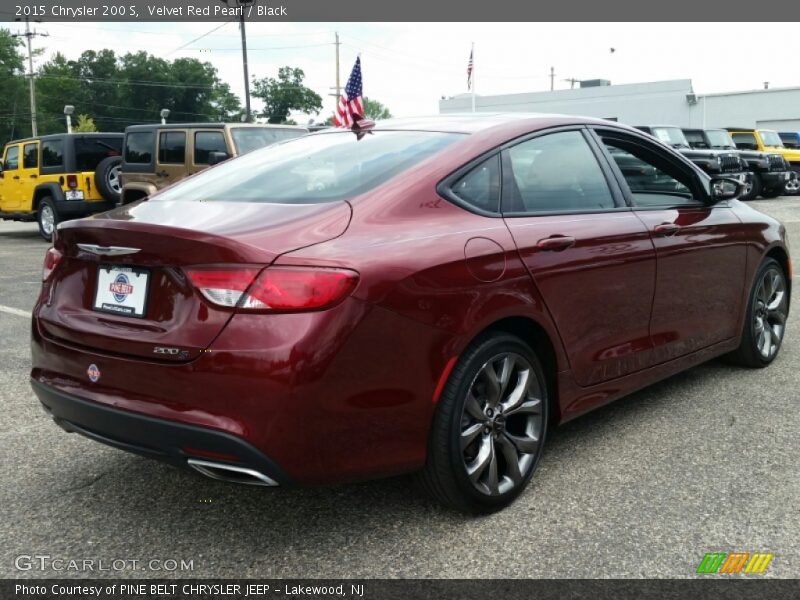 Velvet Red Pearl / Black 2015 Chrysler 200 S