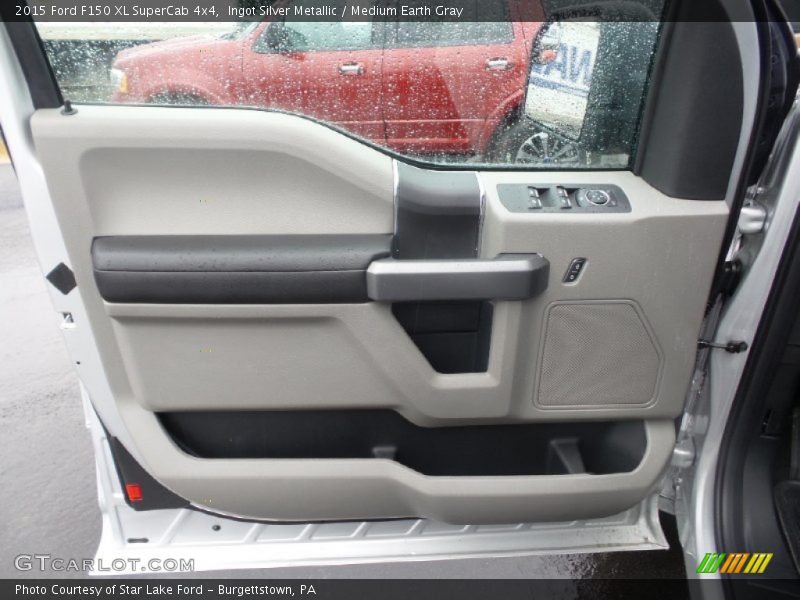 Door Panel of 2015 F150 XL SuperCab 4x4