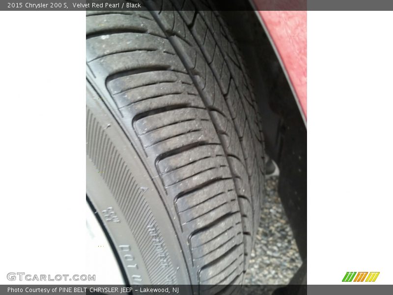 Velvet Red Pearl / Black 2015 Chrysler 200 S