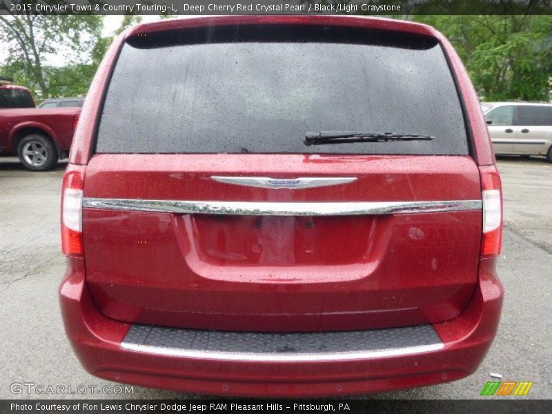 Deep Cherry Red Crystal Pearl / Black/Light Graystone 2015 Chrysler Town & Country Touring-L