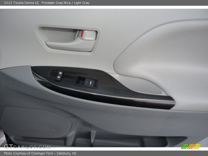 Predawn Gray Mica / Light Gray 2013 Toyota Sienna LE