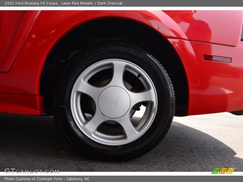  2002 Mustang V6 Coupe Wheel