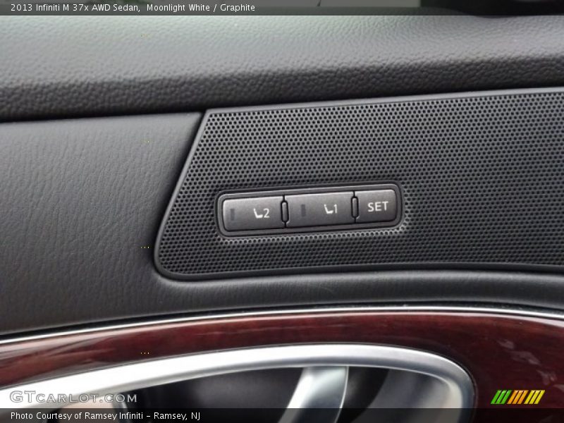 Moonlight White / Graphite 2013 Infiniti M 37x AWD Sedan