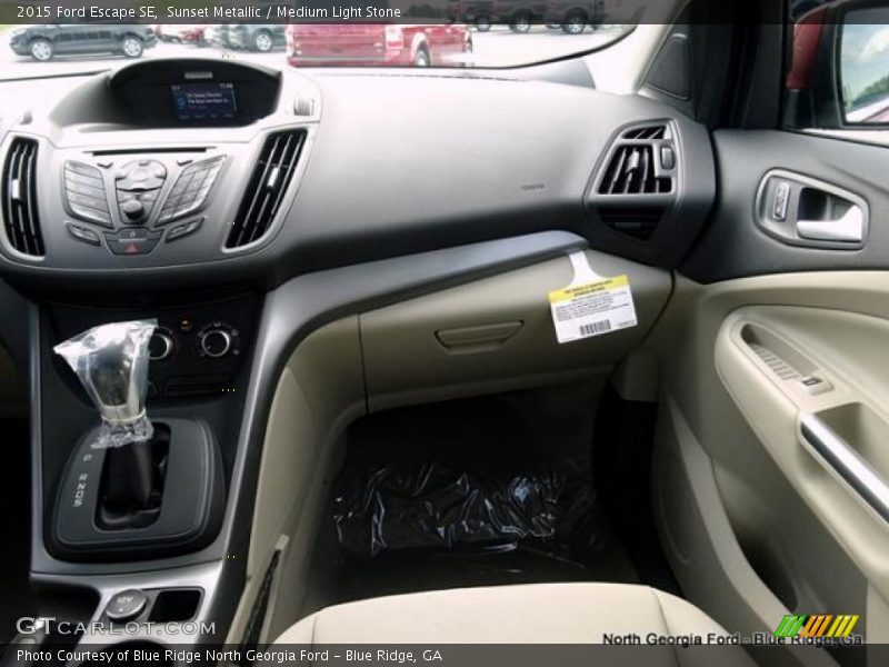 Sunset Metallic / Medium Light Stone 2015 Ford Escape SE