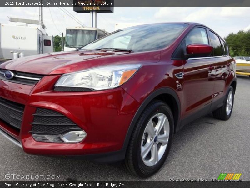 Sunset Metallic / Medium Light Stone 2015 Ford Escape SE