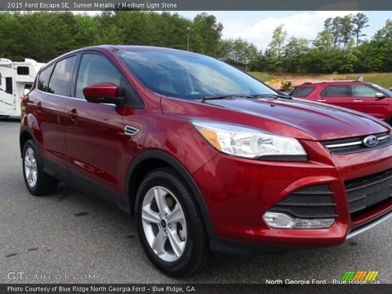 Sunset Metallic / Medium Light Stone 2015 Ford Escape SE