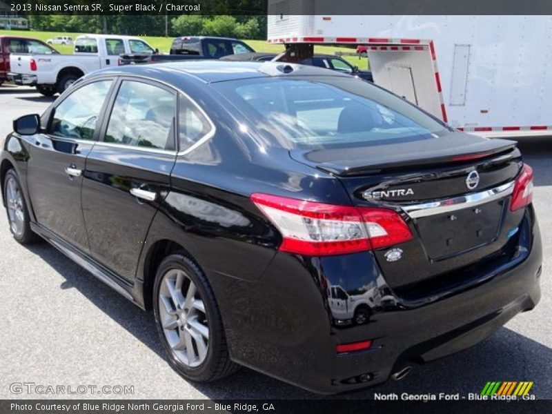 Super Black / Charcoal 2013 Nissan Sentra SR