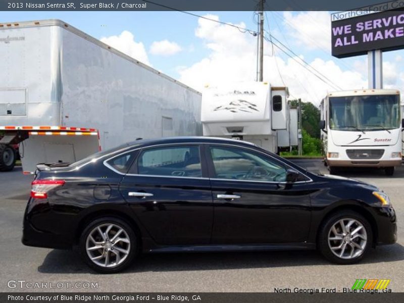 Super Black / Charcoal 2013 Nissan Sentra SR